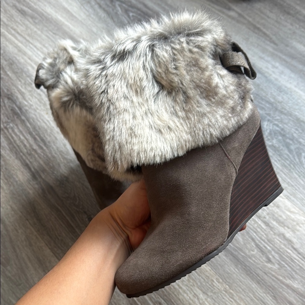 Chinese Laundry Faux Fur Brown Wedge Ankle Boots Leather Booties